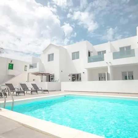 Apartment Rociega 35 7 100 Meters From The Sea Front Puerto del Carmen (Lanzarote)